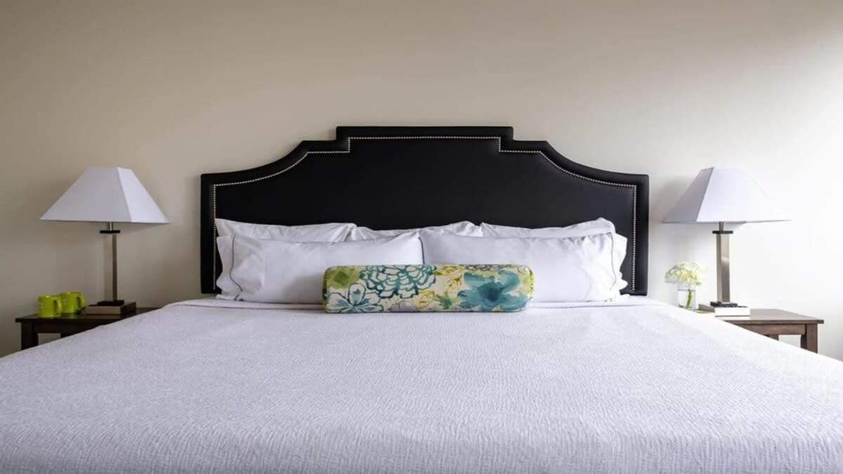 26Th Fl Bold Cozysuites With Pool, Gym Dallas Luaran gambar