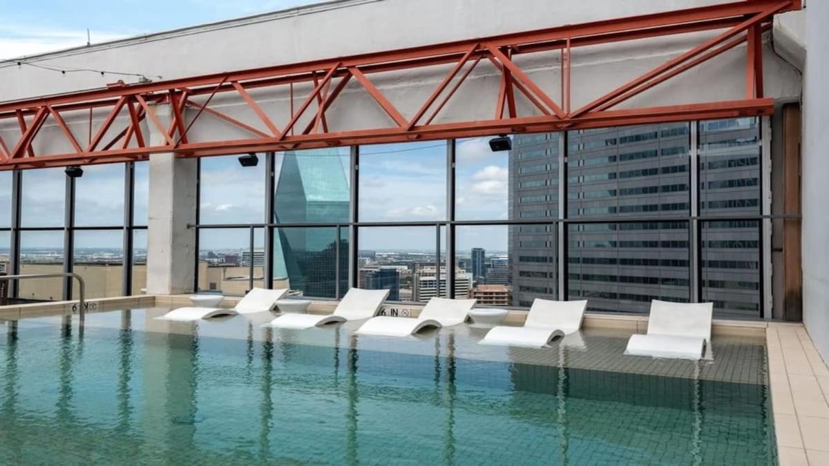 26Th Fl Bold Cozysuites With Pool, Gym Dallas Luaran gambar